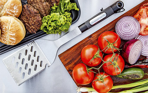GRILLING SETS & TOOLS